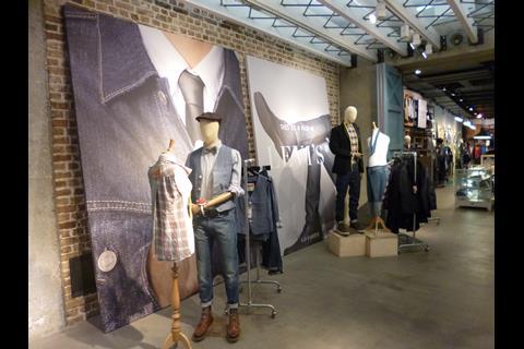 Levi store oxford street sales